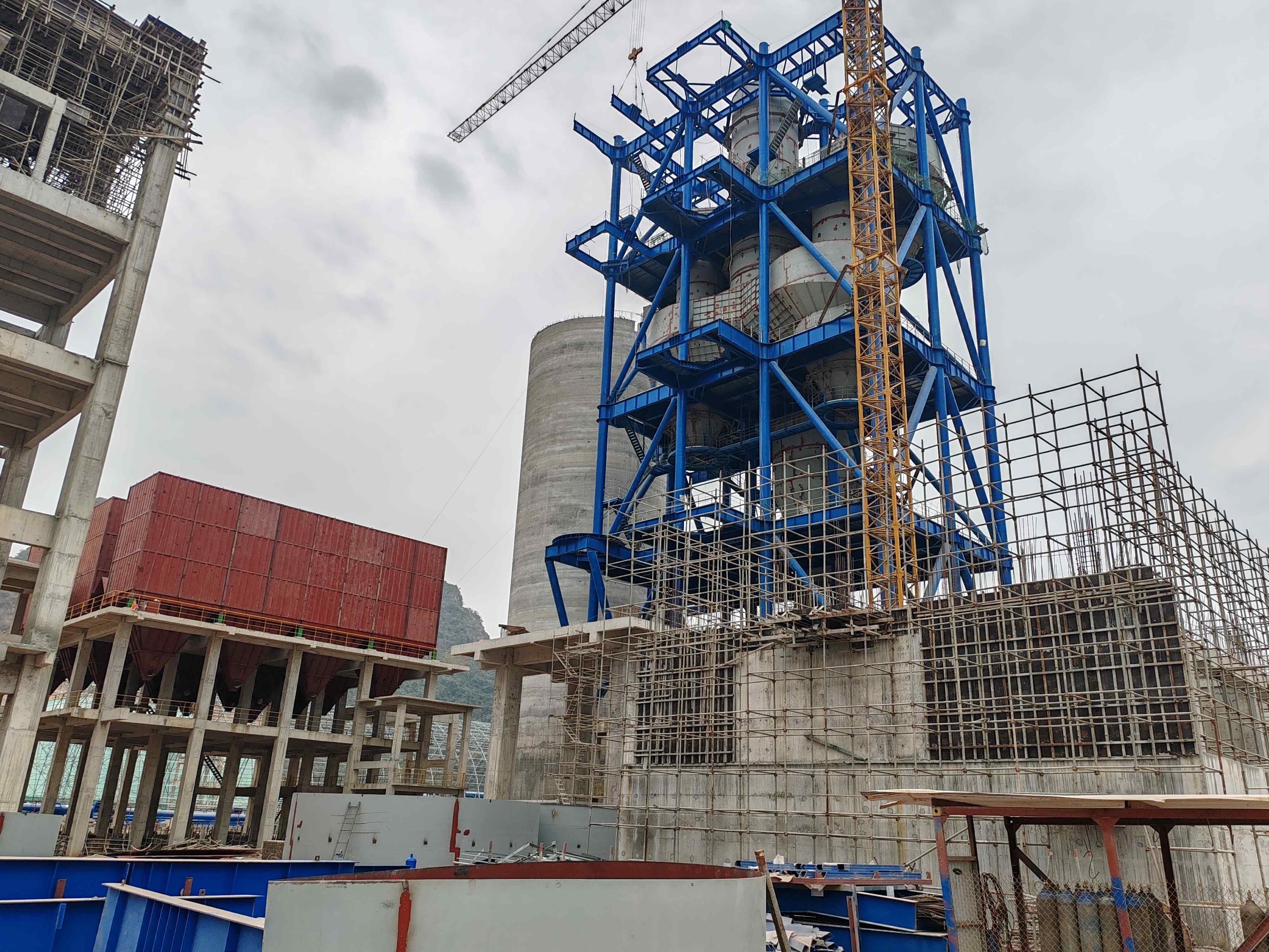 水泥廠設(shè)備平臺(tái)鋼結(jié)構(gòu)